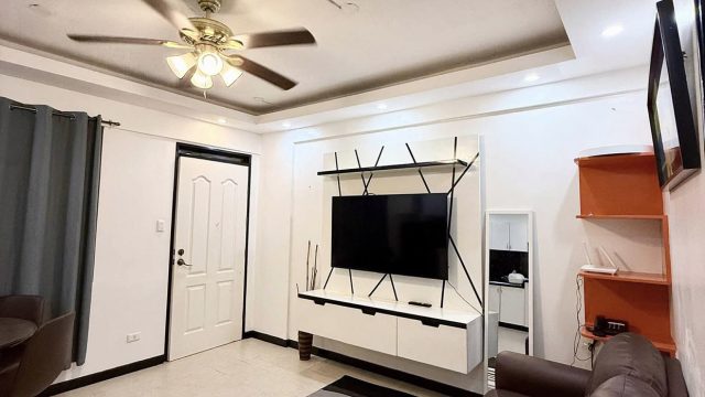 27262305-E95F-4BAC-8CD7-5E68047CA4A3