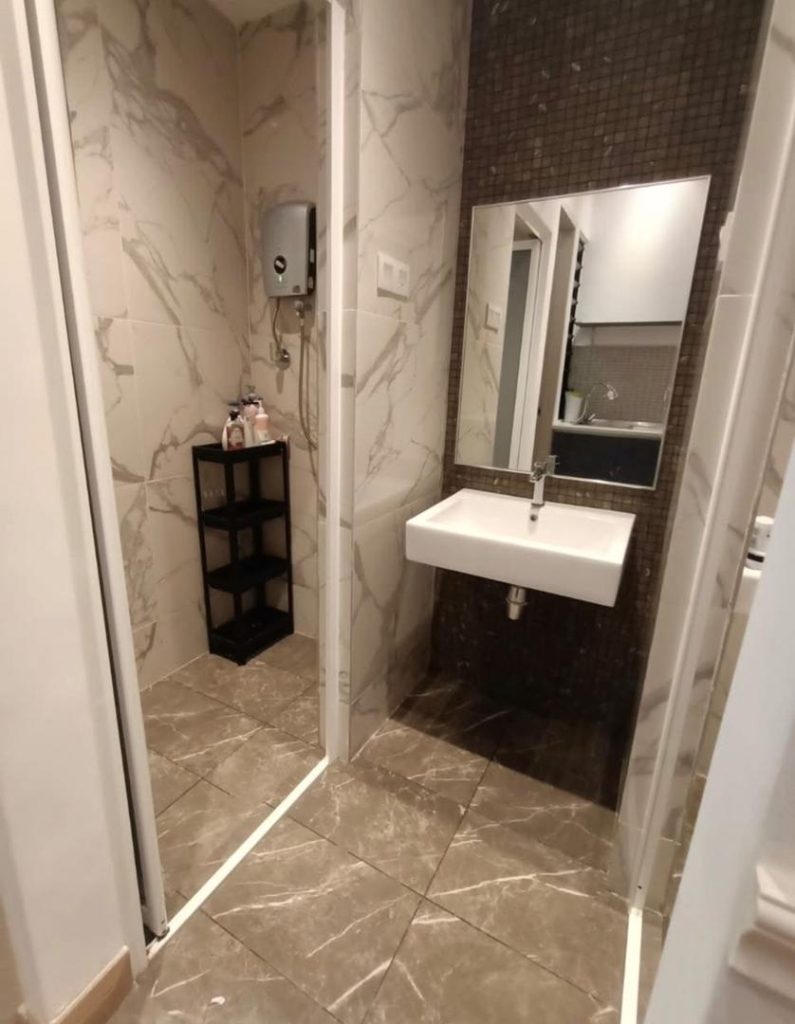 4a45fec1-fe64-44ff-888e-243b25d19370