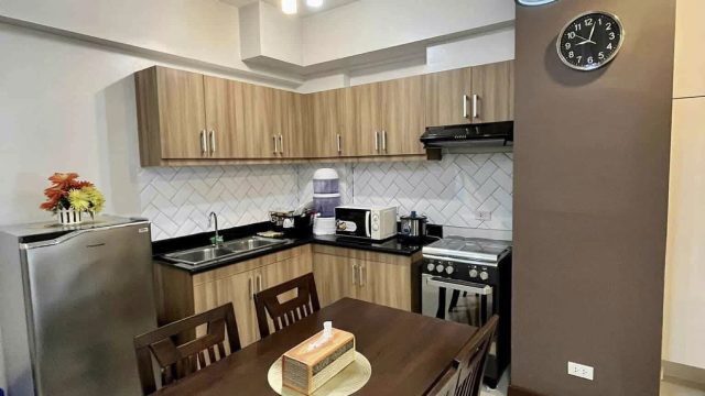 7F5F2FA7-EE52-49CB-BA53-C42D97E1270B