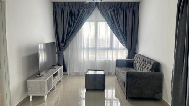 AC4EE78D-5DAE-4A3E-A565-7B8B2D56D3F1