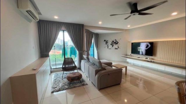 One bedroom with a private bathroom fully furnished studio @ 28 Mont Kiara